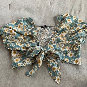 SHEIN Floral Crop Top